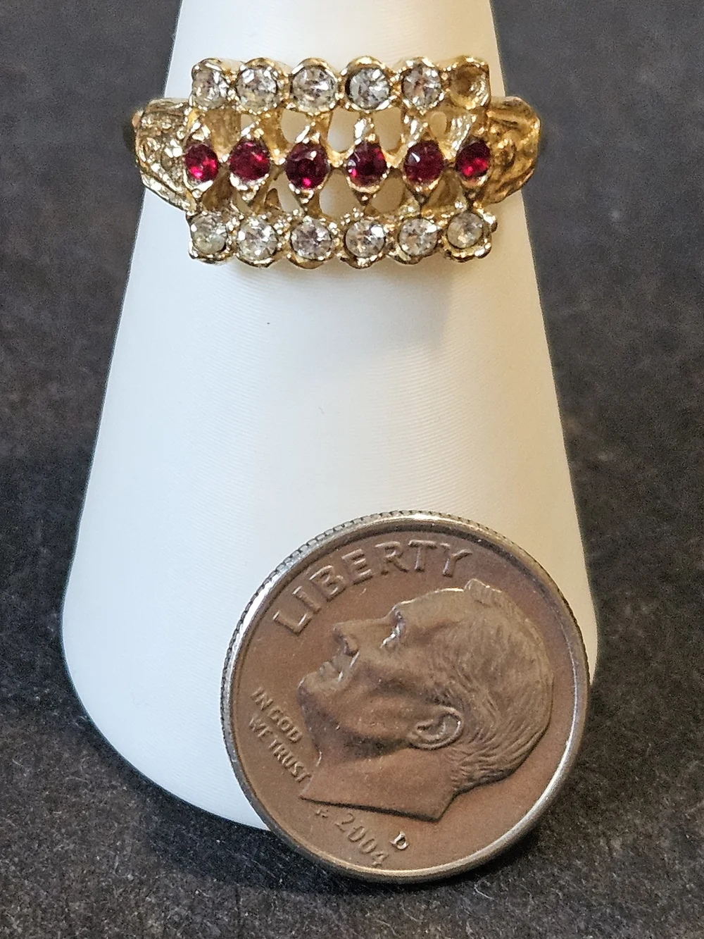 Vintage Style Gold Ring with Red and Clear Stones. Size 8 - Picture 6 of 6
